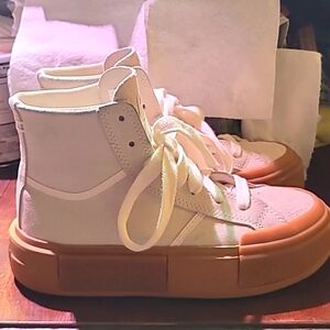 Converse Chuck Taylor All Star Hi Cruise Suede Sz 7 Women Shoes Beige/Egret